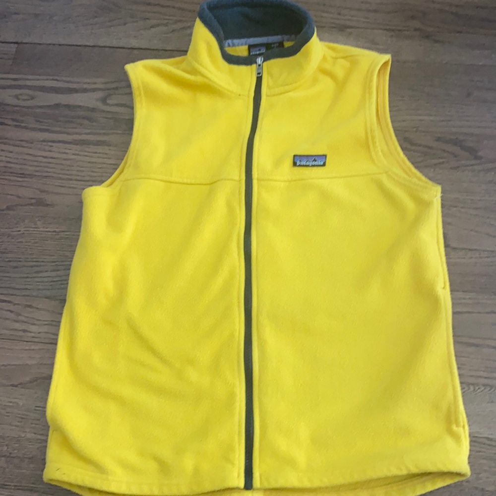 Patagonia kids fleece vest size L (12) euc.